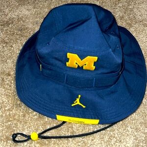 Jordan Bucket hat ajustable size